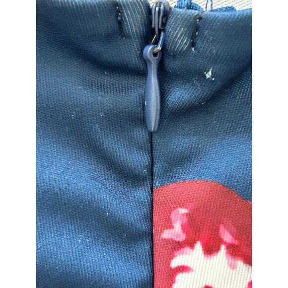 Sleeveless V-neck stretchy hi low floral dress Size 1X - Picture 9 of 11